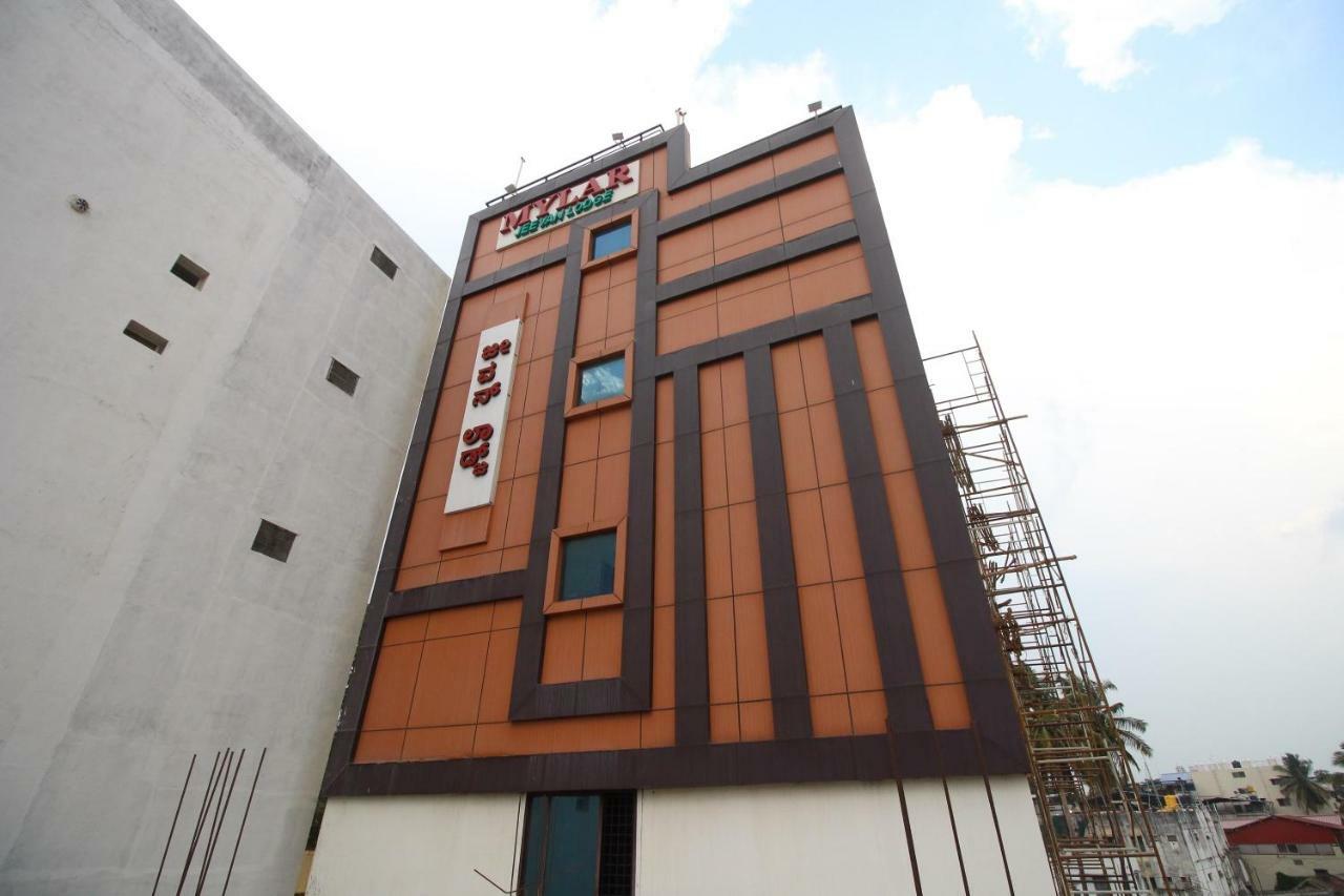 Oyo Flagship 30734 Jeevan Lodge シモガ エクステリア 写真