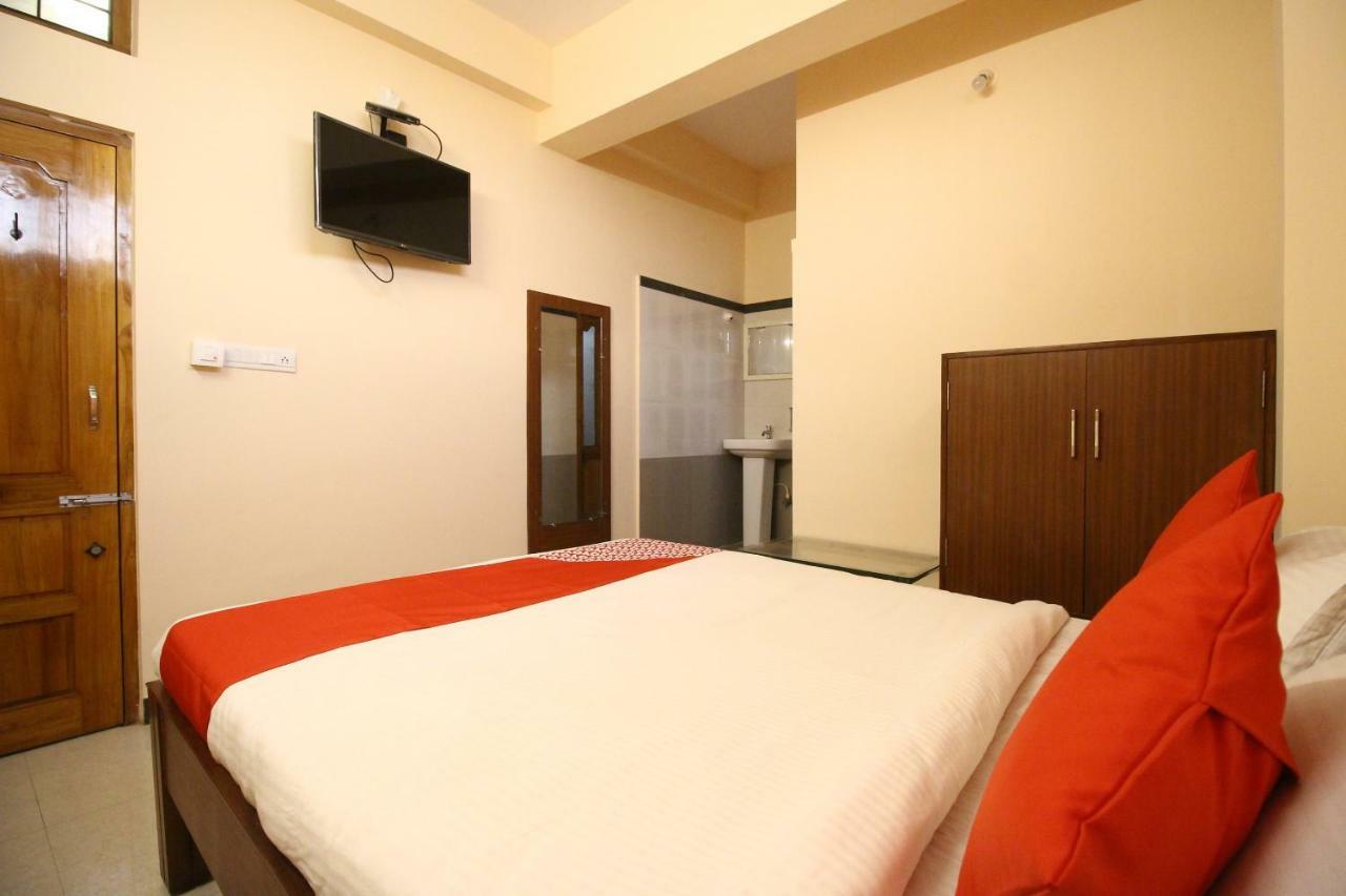 Oyo Flagship 30734 Jeevan Lodge シモガ エクステリア 写真